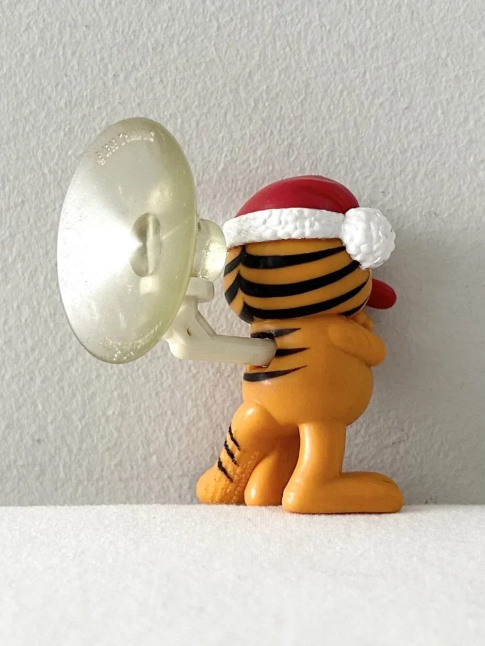 2 GARFIELD Holiday PVC Halloween Get Spooky Pin Humbug Xmas Suction Window Cling